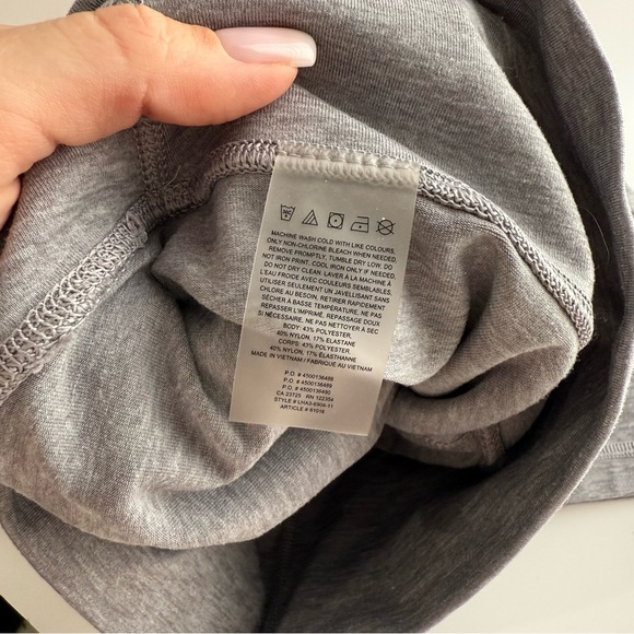 TnaLIFE™ Atmosphere Hi-Rise 7/8 Legging Heathered high-rise legging - Picture 8 of 9